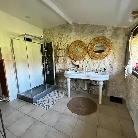35 M2 Spacieuse Calme Avec Piscine Sud Charente Landhaus *